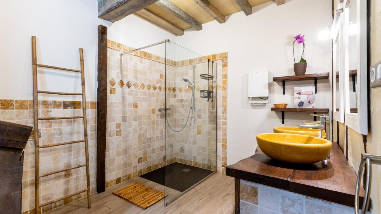 La Maison De Yuka Plieux Eksteriør bilde